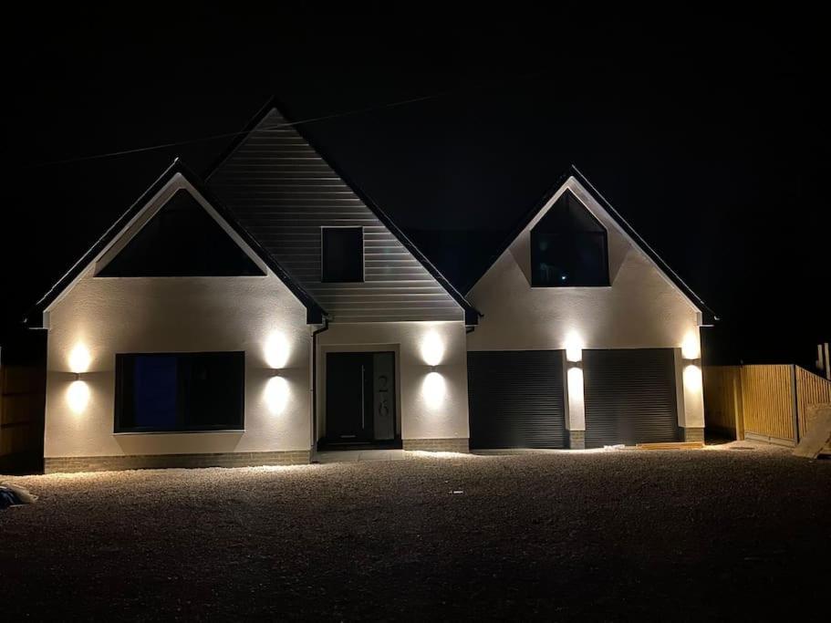 Brand New, Stunning Beachside House Seasalter Buitenkant foto